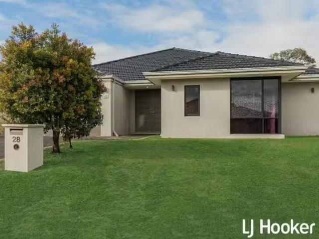 Unique 4 BR 28 Chipping Crescent, Wellard, WA 6170