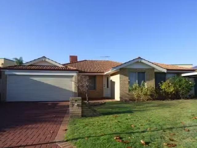Unique 4 BR 29 Davidia Lake Drive, Canning Vale, WA 6155