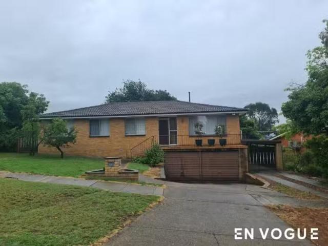 Cheap 4 BR 31 Kapunda Street, Fisher House for rent Listed by.
