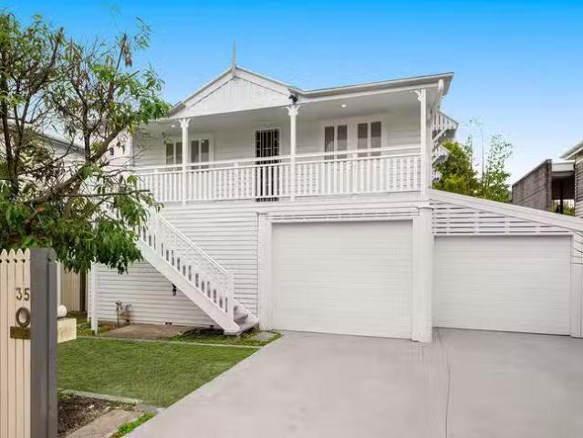 Cozy 4 BR 35 Ashfield Street, East Brisbane, QLD 4169