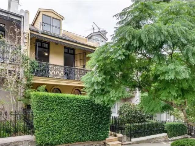 Cozy 4 BR 35 Oatley Road, Paddington House for rent Listed by.