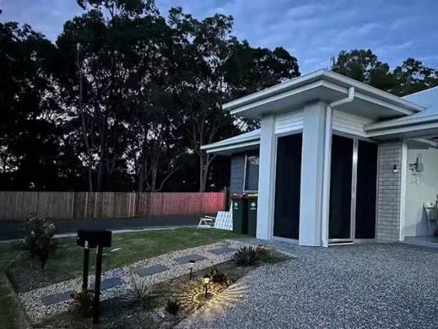 Deal! 4 BR 36 Cavanagh Drive, Logan Reserve, QLD 4133