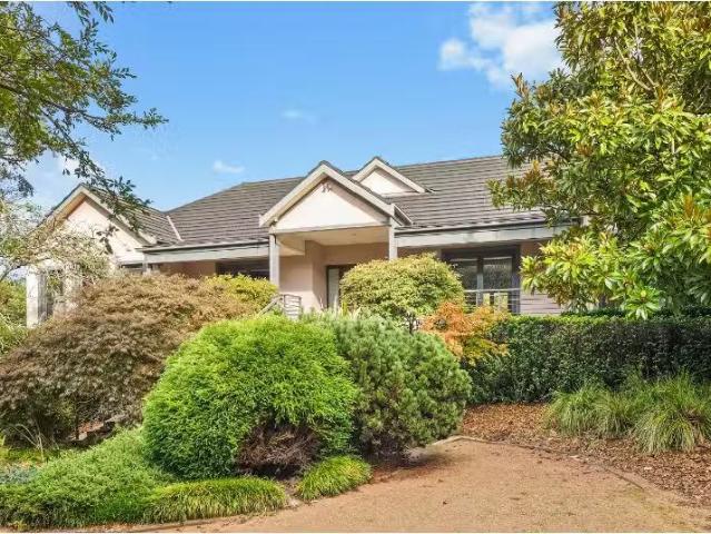 Just in! 4 BR 37B Sunninghill Ave, Burradoo House for rent Li.