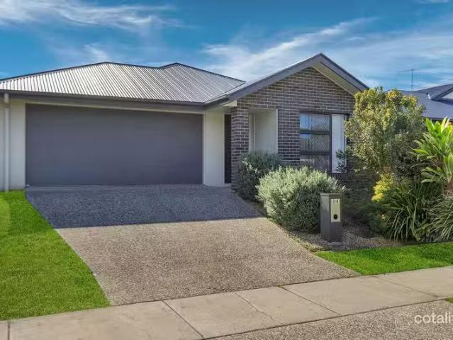 Deal! 4 BR 38 Almandin Street, LOGAN RESERVE, QLD 4133 House.