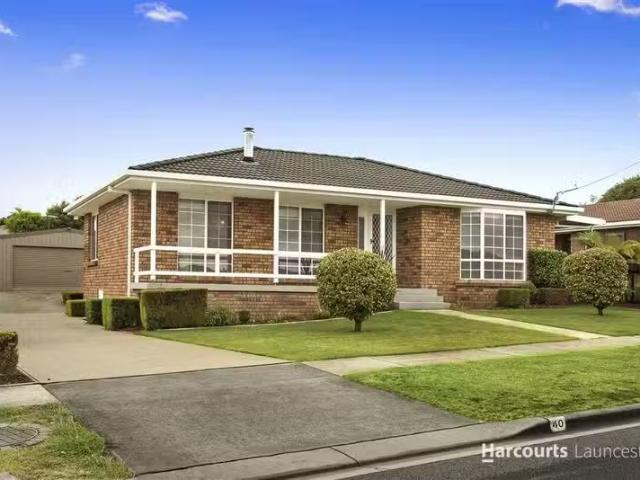 Deal! 4 BR 40 Las Vegas Drive, PROSPECT VALE, TAS 7250 House.