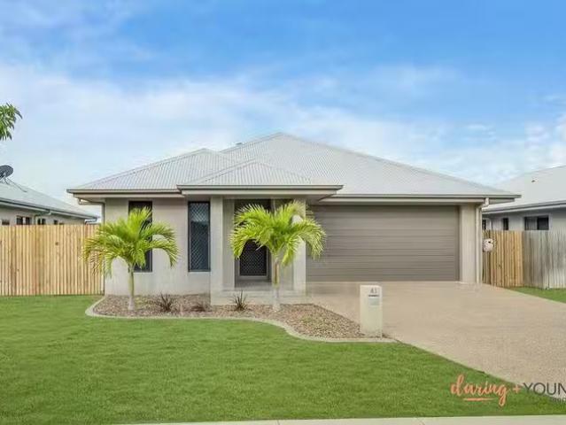 Charming 4 BR 41 Sunhaven Boulevard, Burdell, QLD 4818