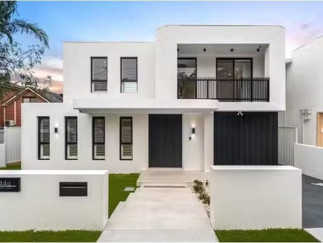 Deal! 4 BR 44a Dutton Street, Bankstown House for rent Listed.