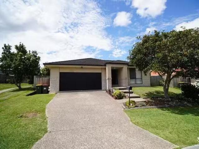 Charming 4 BR 45 Aberdeen Crescent, Kuraby, QLD 4112