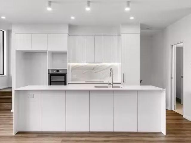 Deal! 4 BR 46/80 Plucks Road, Arana Hills, QLD 4054