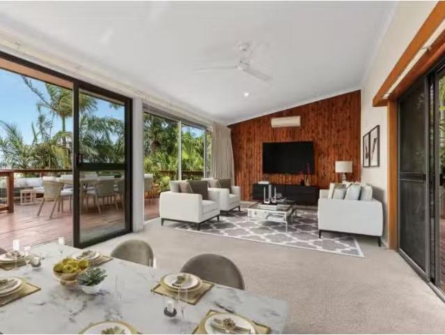 New 4 BR 49 Alleyne Avenue, North Narrabeen House for rent Li.