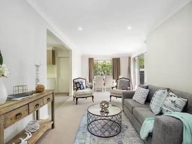 Cheap 4 BR 49 Wattle Street, O'connor, ACT 2602