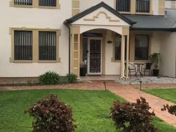 Cozy 4 BR 4 Chivers Street, HALLETT COVE, SA 5158 House for.