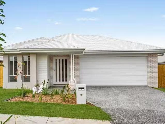 Nice 4 BR 4 Harvard Street, Collingwood Park, QLD 4301