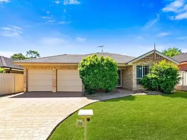 For Rent! 4 BR 50 William Mannix Avenue, Currans Hill, NSW 2567
