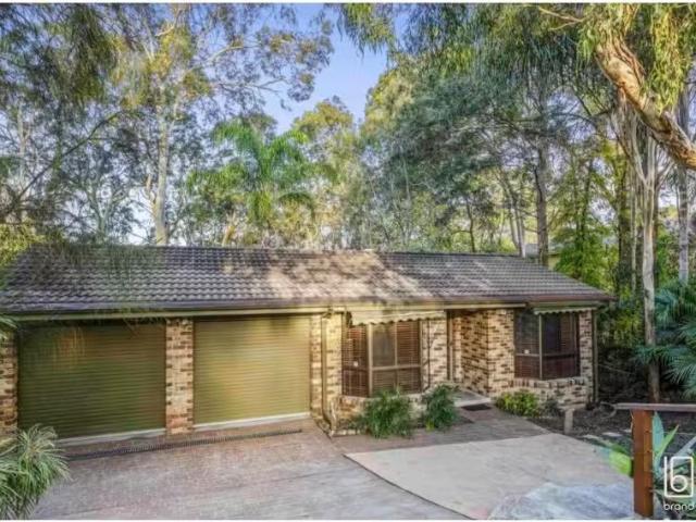 Rental! 4 BR 50 Tuggerawong Rd, WYONGAH House for rent Listed.