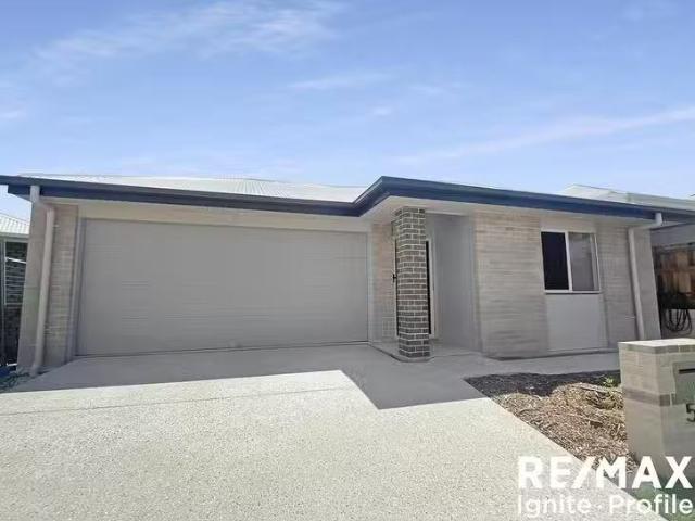 Deal! 4 BR 51 Torres Way, Spring Mountain, QLD 4300
