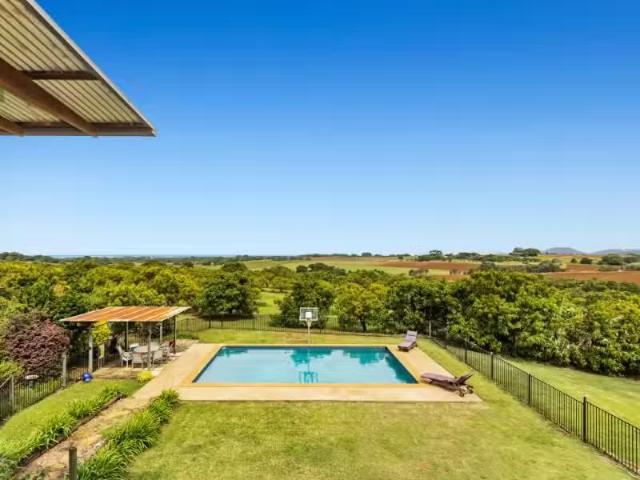 Nice 4 BR 592 Cudgen Road, CUDGEN House for rent Listed by Sa.