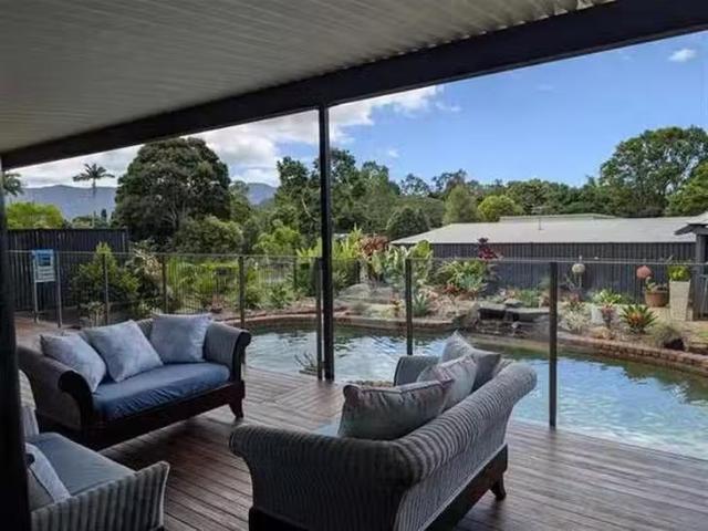 Charming 4 BR /5 7 Homestead Close, Edmonton, QLD 4869