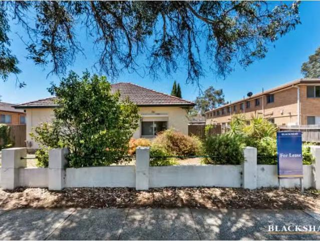 Rental! 4 BR 5 Morton Street, Queanbeyan House for rent Liste.