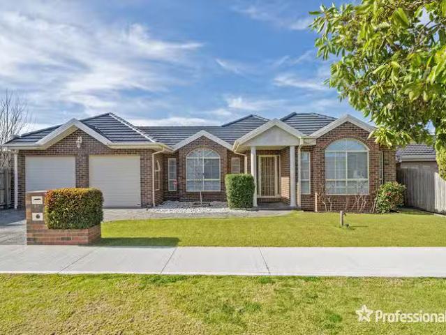 Just in! 4 BR 64 Pecks Road, Sydenham, VIC 3037