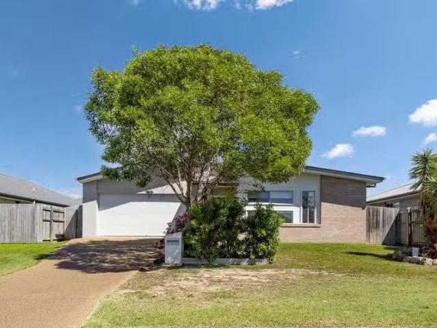 Deal! 4 BR 65 Bradman Way, URANGAN, QLD 4655 House for Rent