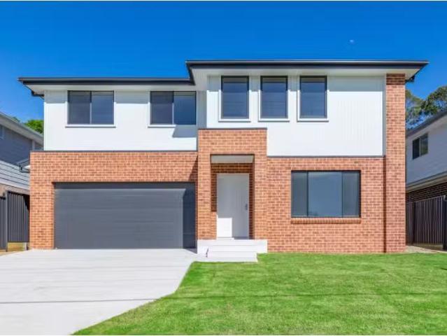 Just in! 4 BR 87 Richmond Road, CAMBRIDGE PARK House for rent.