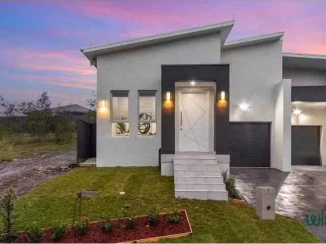 Deal! 4 BR 8A Becher Road, Farley House for rent Listed by Re.