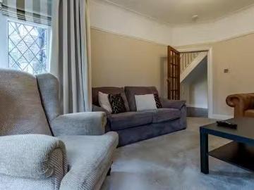 Unique 4 BR Billesley Lane