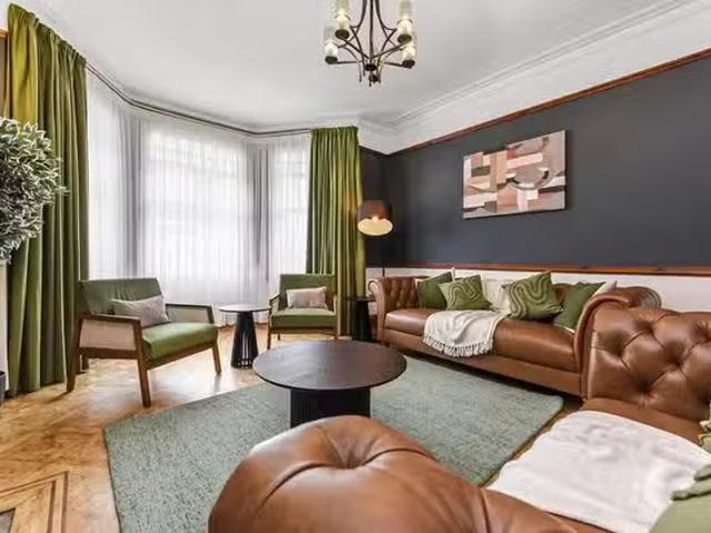 Nice 4 BR Durlston Rd