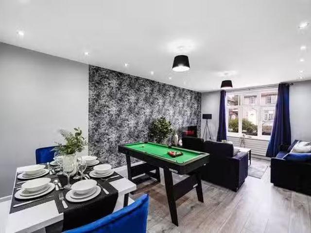 Unique 4 BR Keppel Road