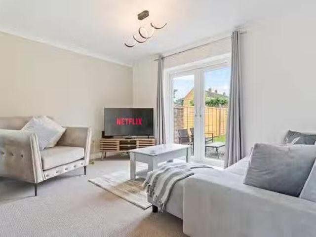 Deal! 4 BR Princess Margaret Avenue