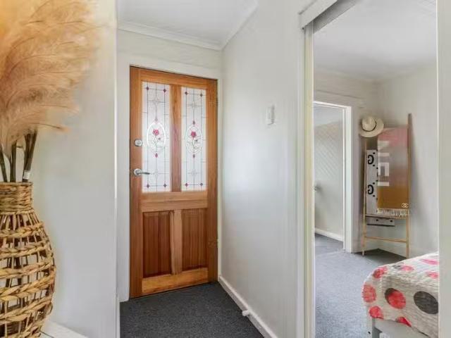 Deal! 4 Burnett Street, North Hobart, TAS 7000