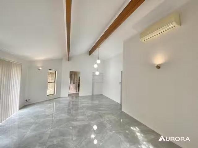 Rental! 4 Harding Crescent, Cleveland, QLD 4163