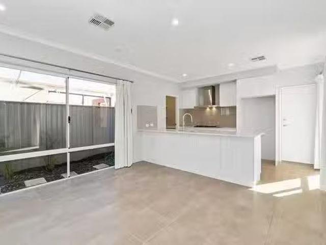 Cheap 4 Highton Street, Caversham, WA 6055