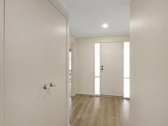 Cheap 4 Oxburgh Street, Oakden, SA 5086
