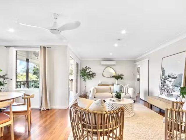 Cheap 4 Mcguire Street, TARRAGINDI, QLD 4121 House for Rent