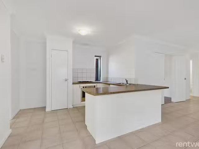 New 4 Stam Lane, Bicton, WA 6157