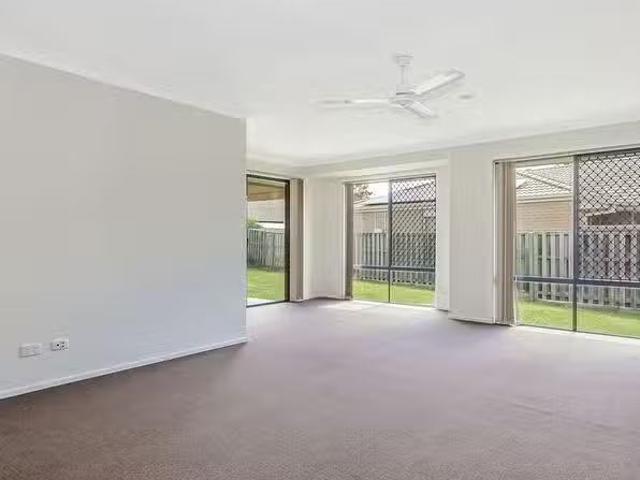 Cozy 4 Pitkin Avenue, Bellmere, QLD 4510