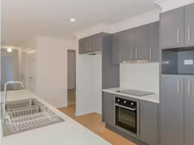 Rental! 4A Wilkins Street, Mitchell Townhouse for rent Listed.