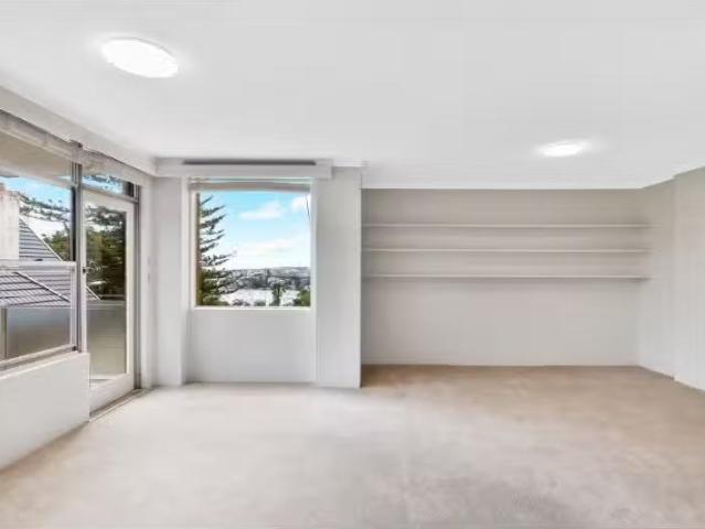 For Rent! 4B/9 St Marks Road, DARLING POINT Apartment for rent.