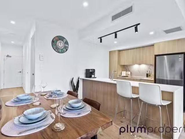 Deal! 5/4 Shirley Street, Indooroopilly, QLD 4068