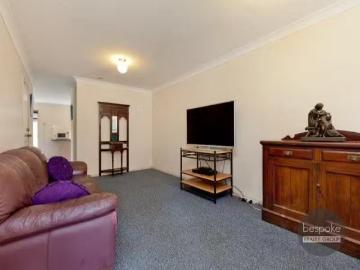 Nice 5/5 7 Eton Road, CAMBRIDGE PARK Townhouse for rent Liste.
