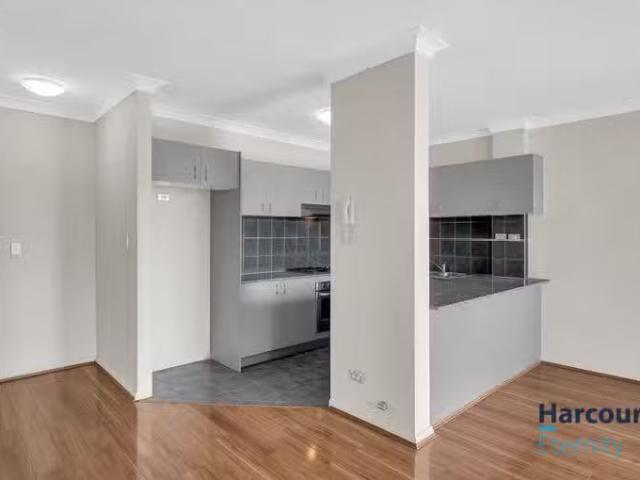 Unique 56/2 Wentworth Avenue, TOONGABBIE, NSW 2146 Unit for.