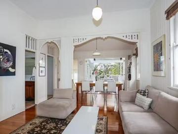 Just in! 56 Swan Terrace, Windsor House for rent Listed by Ry.