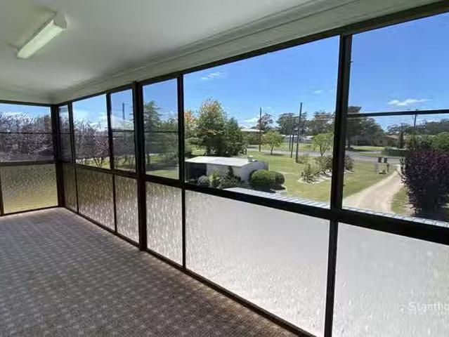 Rental! 56A Wallangarra Road, Stanthorpe, QLD 4380