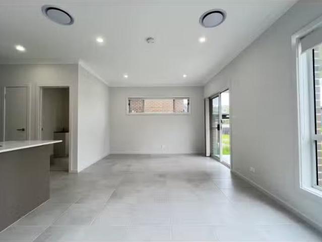 Deal! 58 Celestial Street, Box Hill House for rent Listed by.