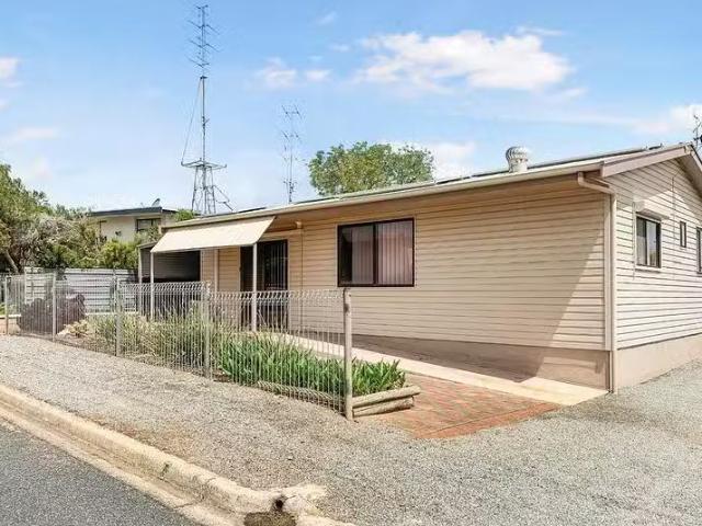 Charming 58 York Street, Port Lincoln, SA 5606