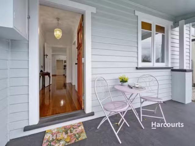 Just in! 59 Gunn Street, DEVONPORT, TAS 7310 House for Rent