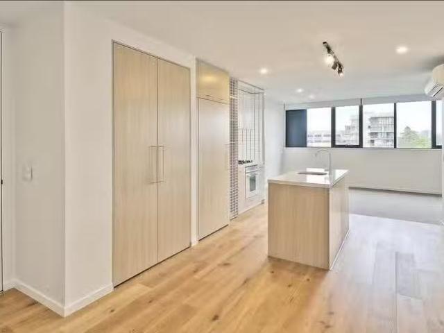 Cheap 502/10 Buchanan Street, West End, QLD 4101