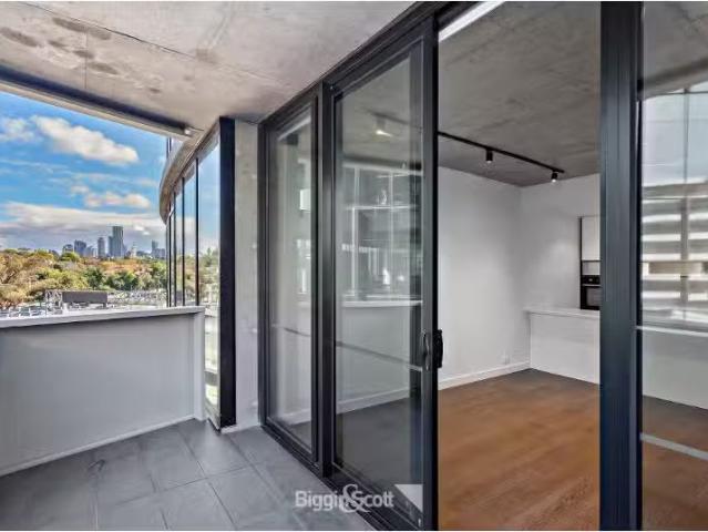 Charming 505/154 Cremorne Street, Cremorne Apartment for rent.